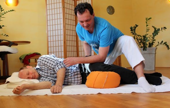 Shiatsu Massage Seekirchen (mit Zusatzleistung)