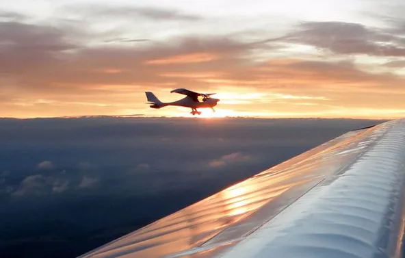 Flugzeug-Rundflug Schöngleina (60 Min.)