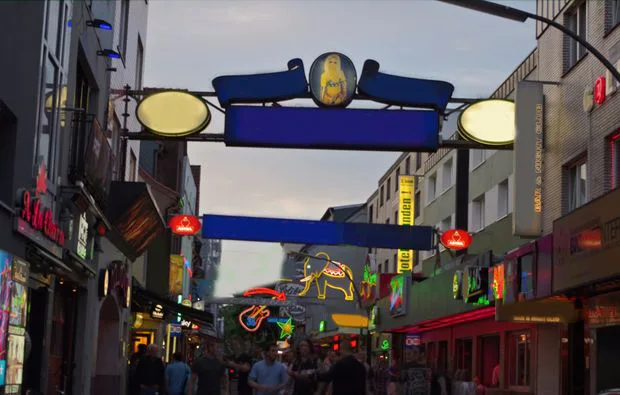 Stadtführung auf den Spuren der Drag Queen Hamburg - 1
