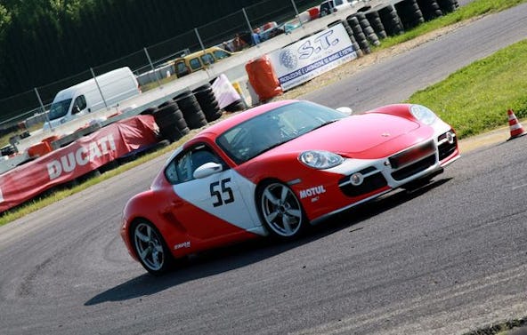 Driften mit dem Porsche Cayman Cup Copilot Castelletto (4 Rdn)