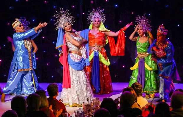 Travestie-Show mit Dinner Dresden - 9
