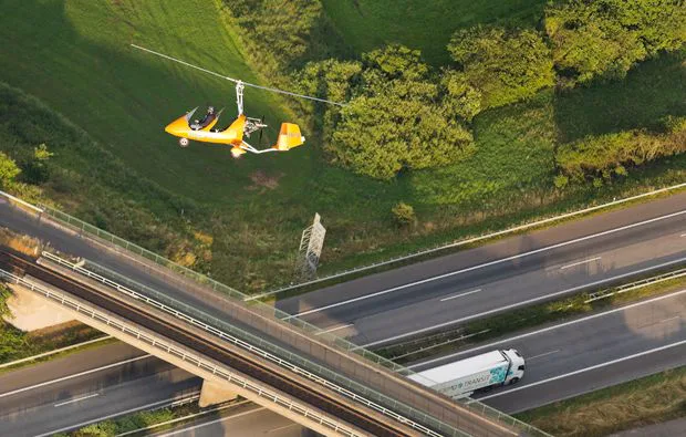 Tragschrauber-Rundflug Hohenlockstedt (45 Min.)