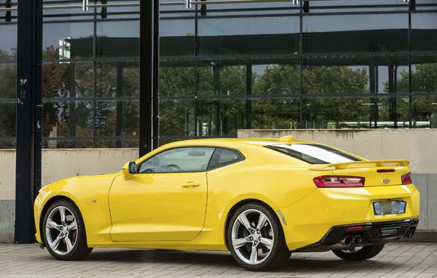 Chevrolet Camaro fahren Berlin/Großbeeren (1 Tag, Mo. - So.) - 2