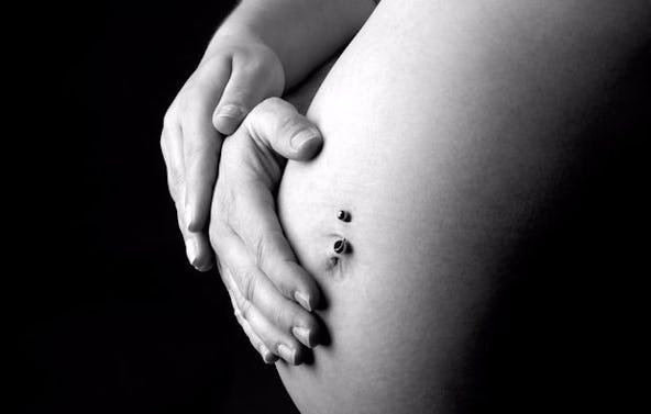 Babybauch-Fotoshooting Ostfildern