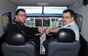 Full Flight Simulator Piper PA 34 Markranstädt (30 Min.)