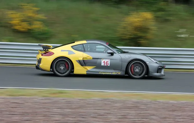 Rennstreckentraining Porsche GT4 Bad Driburg (4 Rnd.) - 3