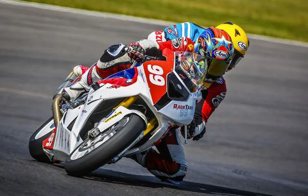 Motorrad-Renntaxi Sachsenring Oberlungwitz (BMW S1000 RR - 2 Rdn) - 12