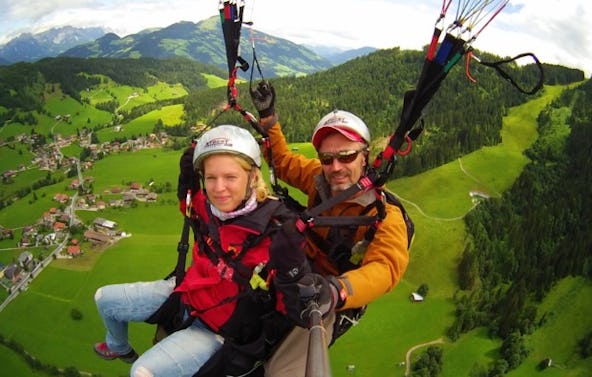 Gleitschirm Thermikflug Mayrhofen