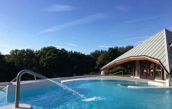 Thermen Kurzurlaub in Aachen mit Therme 2000 Valkenburg für 2 (2 Nächte)