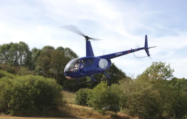 Romantik-Hubschrauber-Rundflug Burbach für 2 (30 Min.) - 3