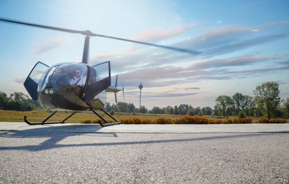 Romantik-Hubschrauber-Rundflug Calden für 2 (20 Min.)