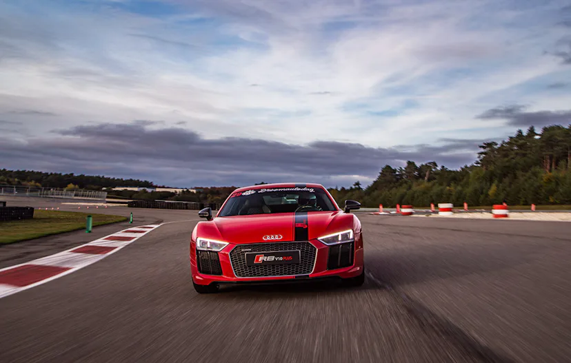 Audi R8 V10 Plus Rennstreckentraining Meppen (20 min)