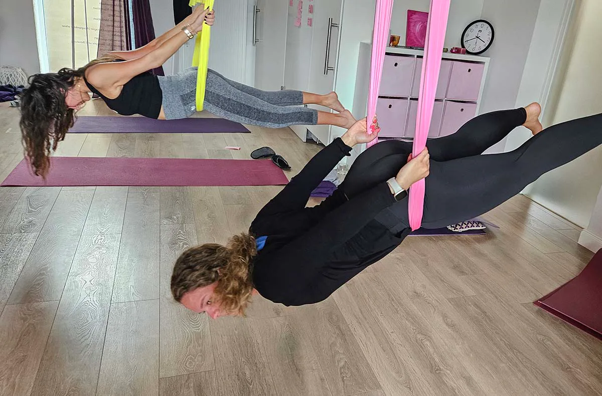 Aerial Yoga für 2 Seck (Privatstunde) - 2