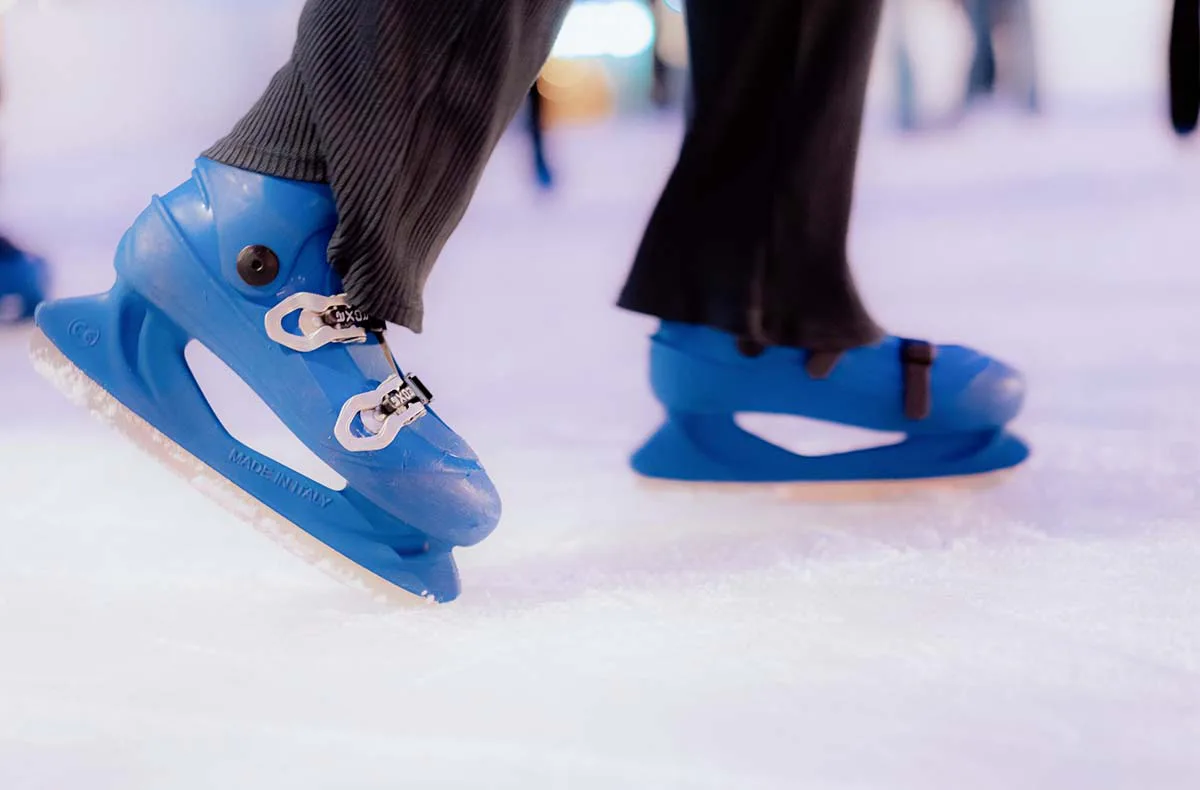 Eislaufen Berlin für 2 Erwachsene und 2 Kinder (Fr-So) - 4