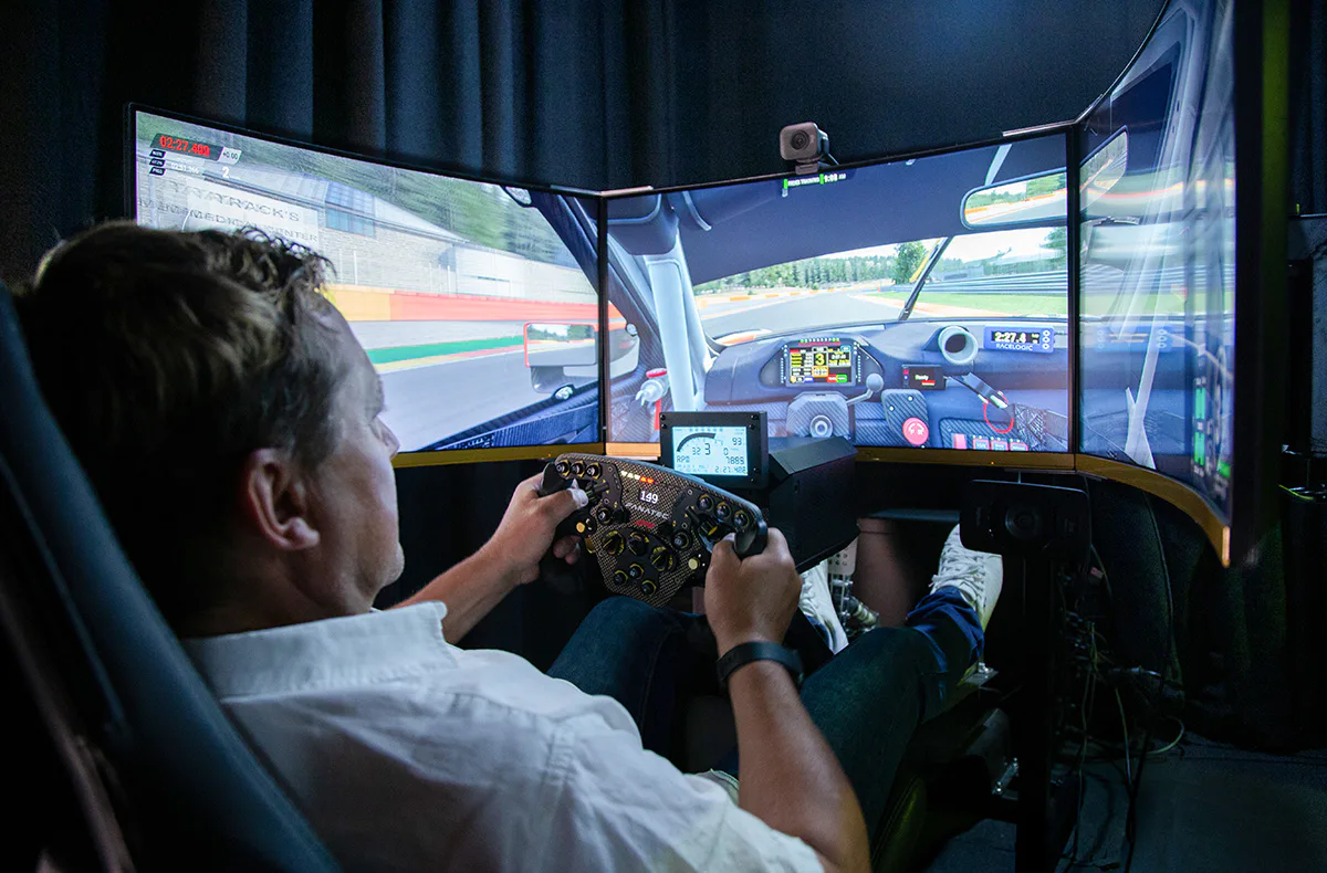 Formel Simulator Langenfeld für 3 - 2