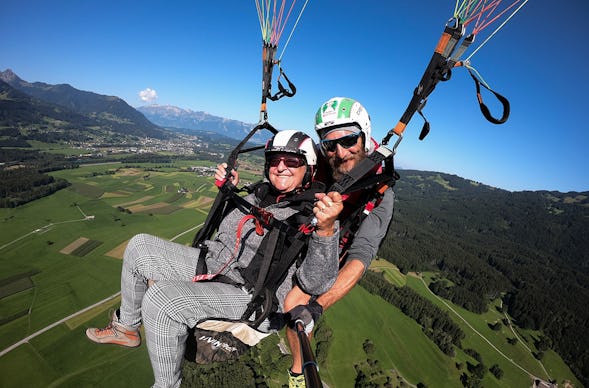 Gleitschirm Tandemflug Bartholomäberg