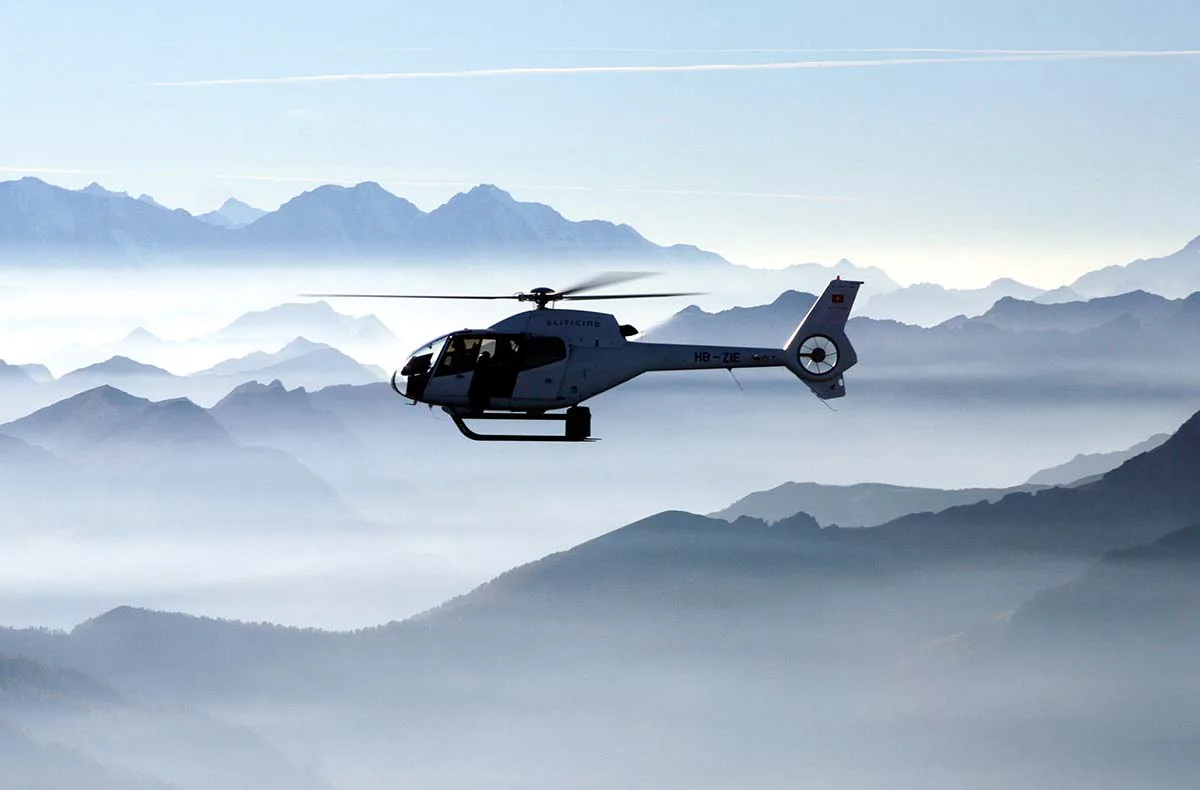 Exklusiver Hubschrauber-Skyline Flug über München - 1