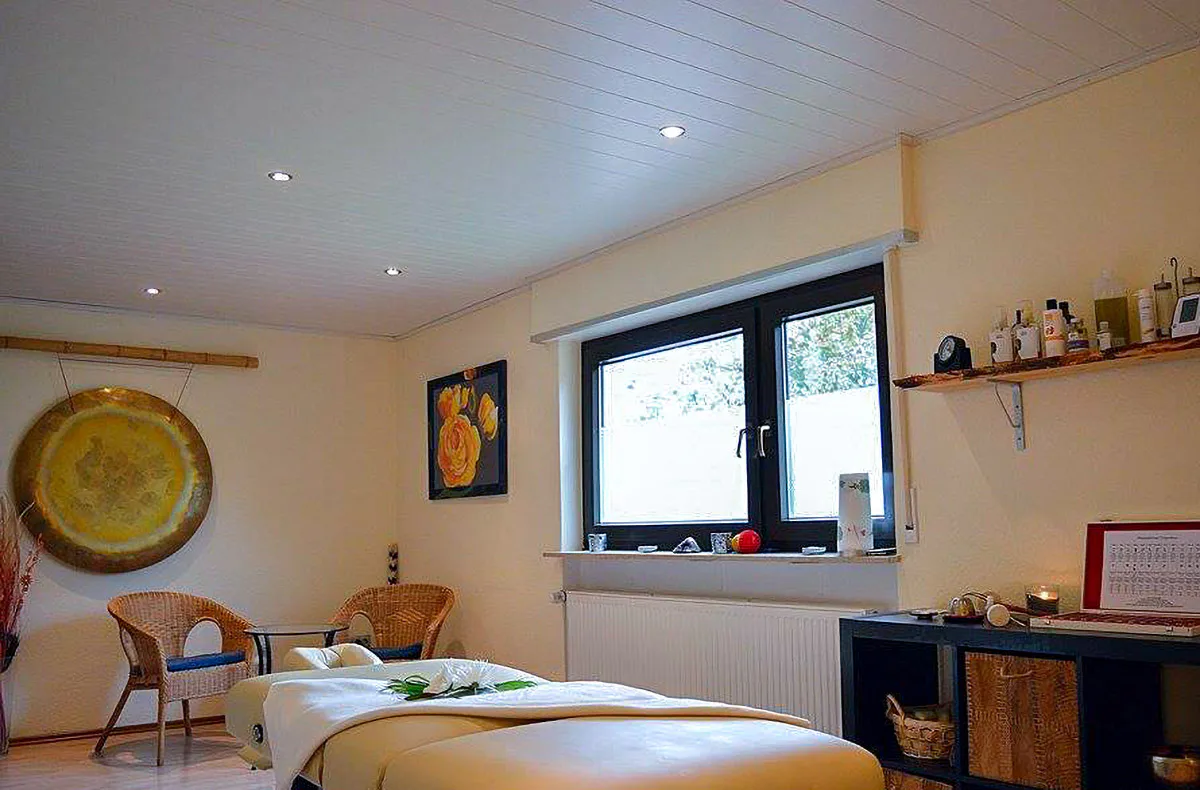Lava Shell Massage Eppelheim (90 Min.) - 2