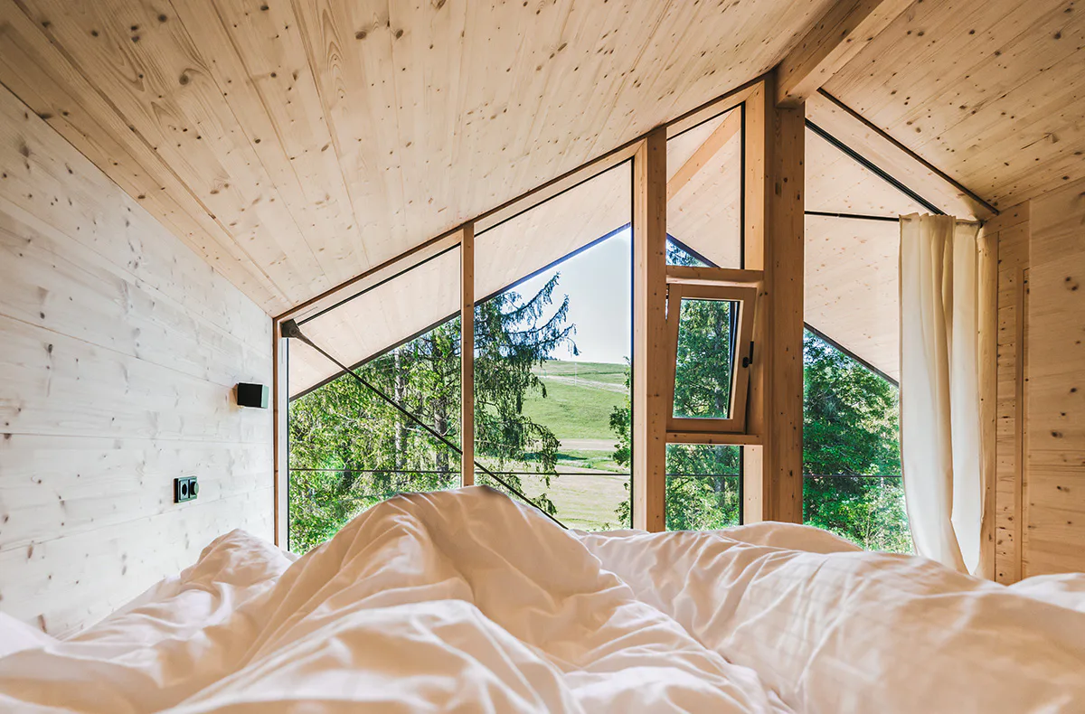 Romantikurlaub im Baumhaus Chalet für 2 (1 Nacht) - 2