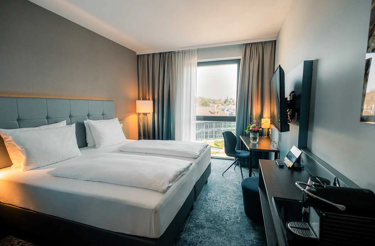 Kurzurlaub mit Therme Bad Vilbel für 2 (1 Nacht) - 1