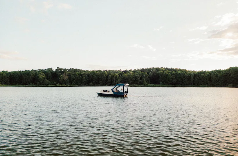 Übernachten im Campingboot Entenkoje Buckow für 2 (1 Nacht)