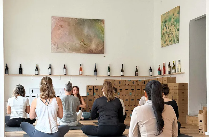 Yoga, Paint & Wine Köln