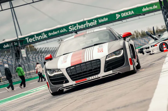 Audi R8 selber fahren ab 14 Jahre (2 Rd.)